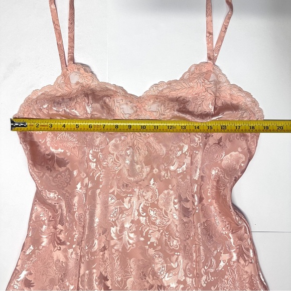 Victoria's Secret Gold Label Pink Satin Jacquard Short Robe and Cami Set Large - Picture 12 of 16